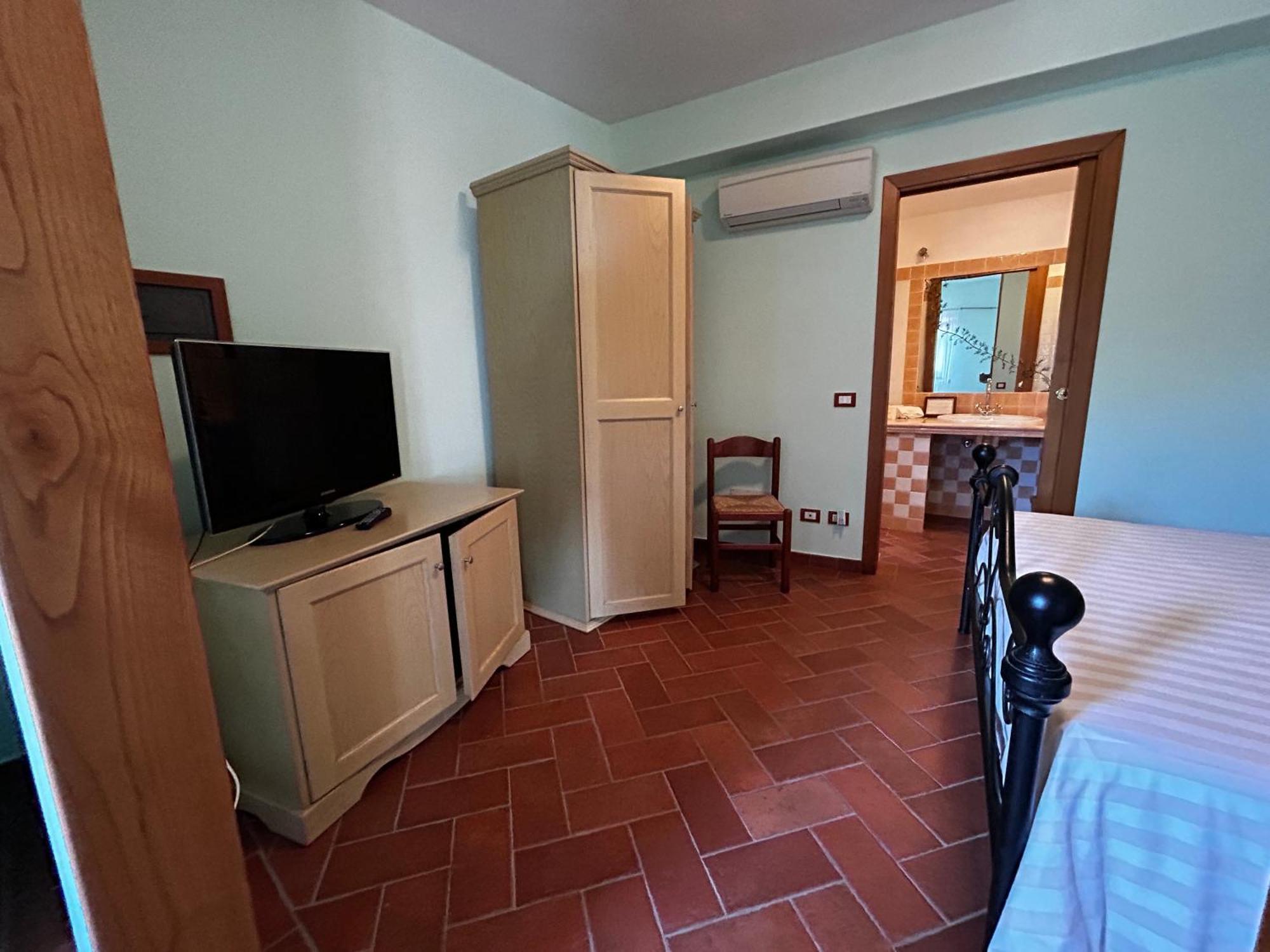 Oasi Del Monte Hotel Monte Argentario Ngoại thất bức ảnh